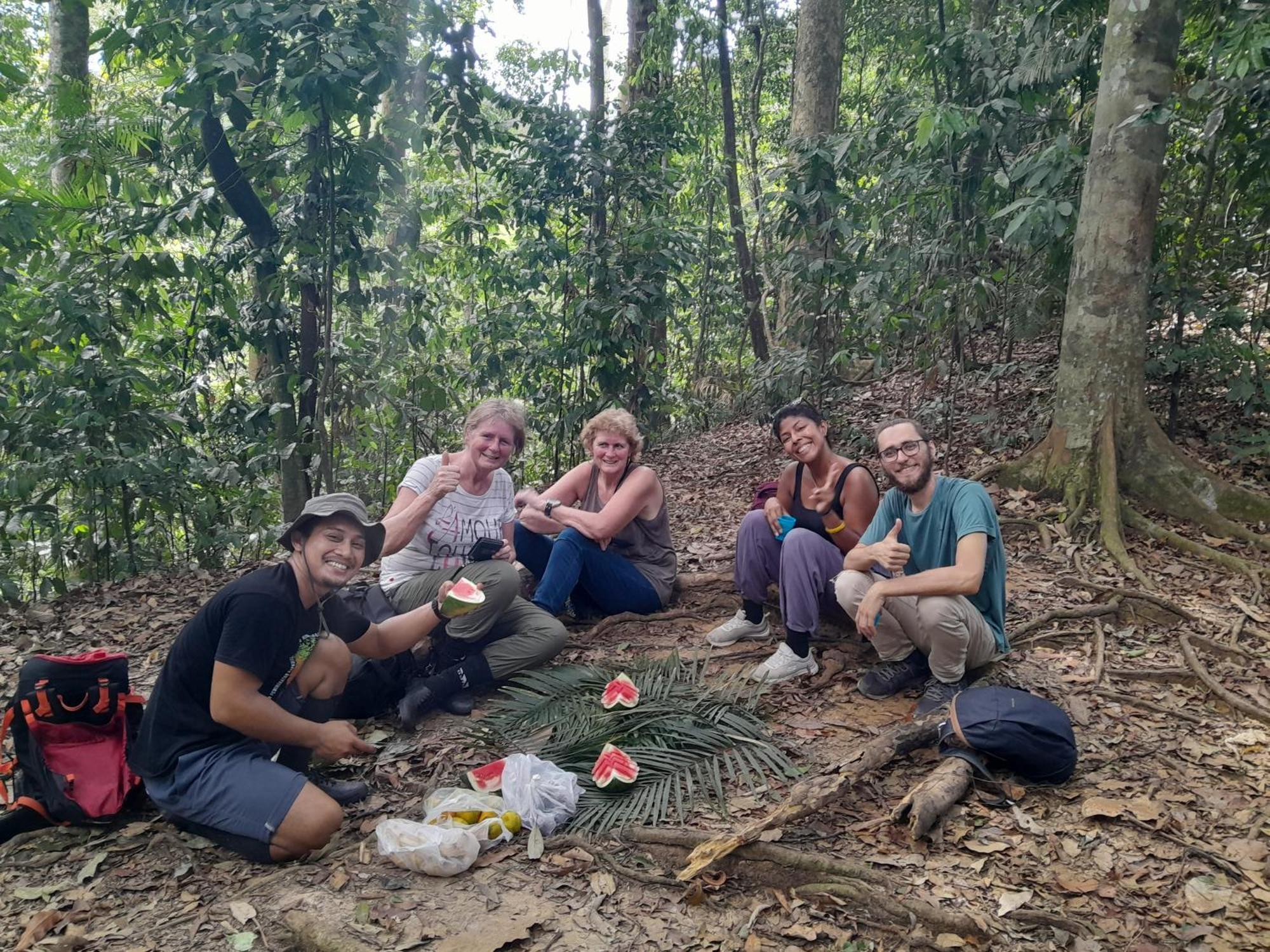 Wisma Batu Mandi Bukit Lawang Dış mekan fotoğraf